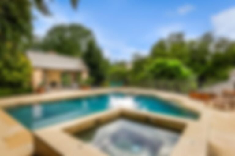 fa005713 68 768x512